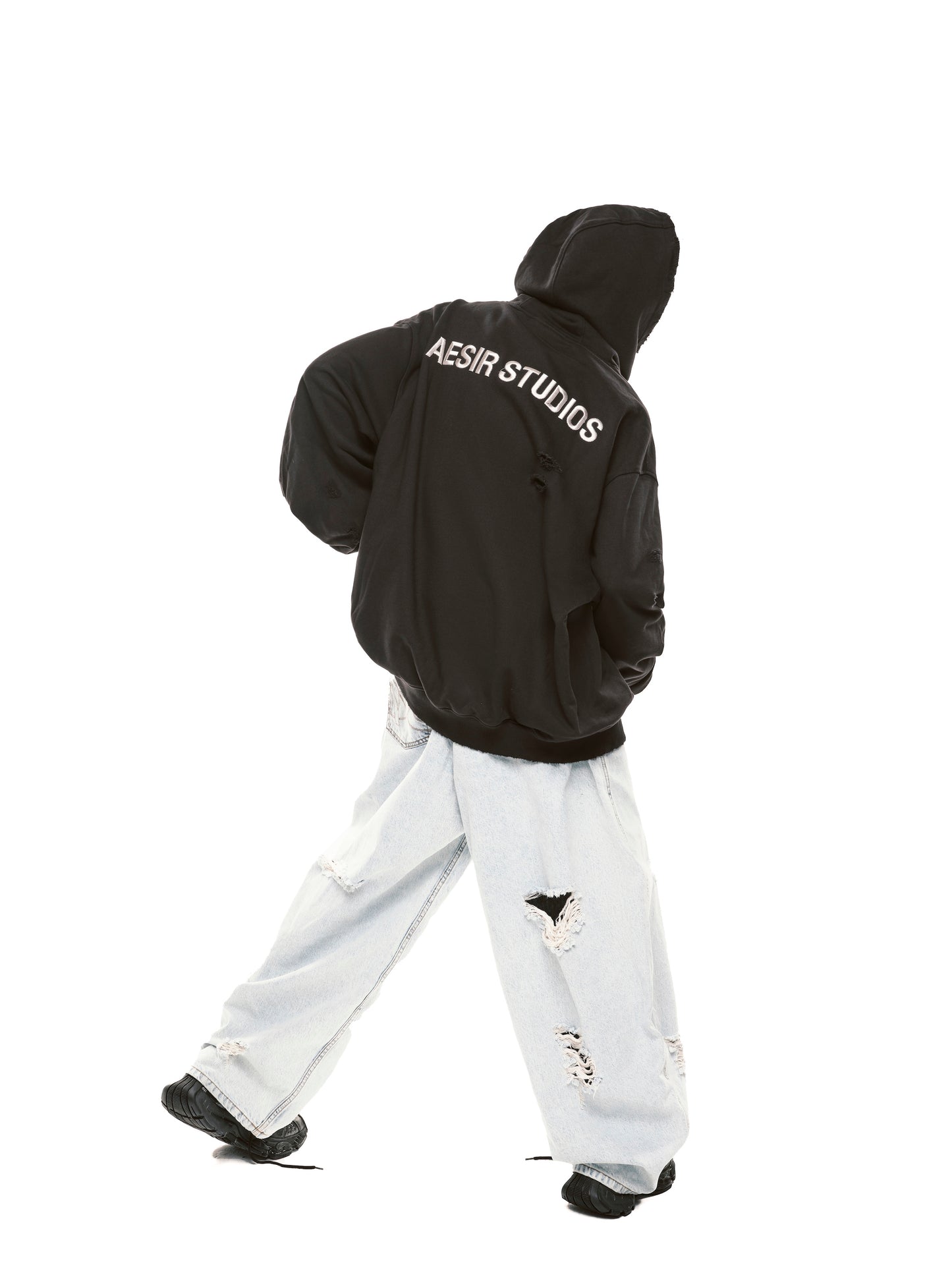 LOGO EMBROIDERY HOODIE