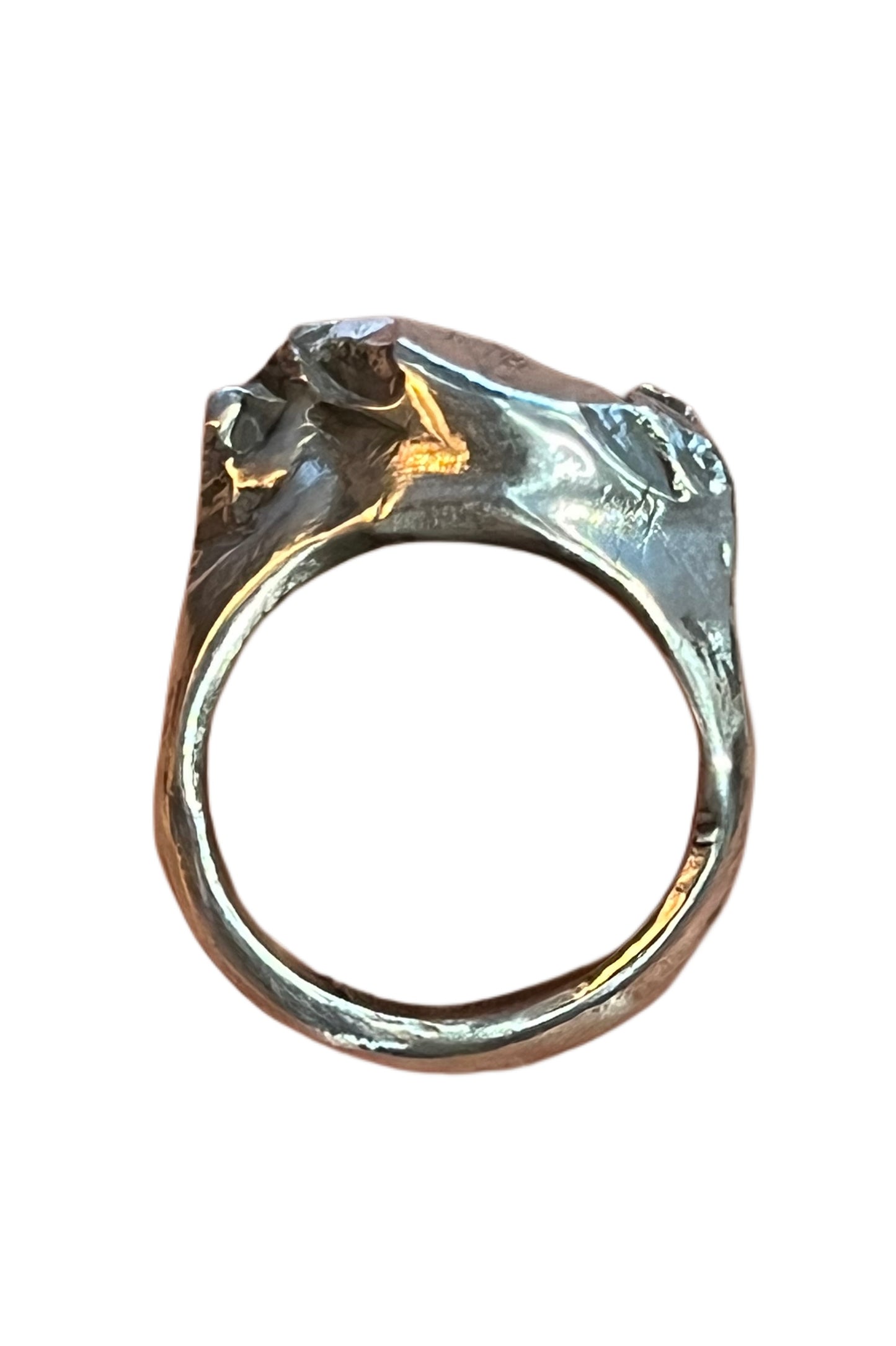 CHIPPED RING
