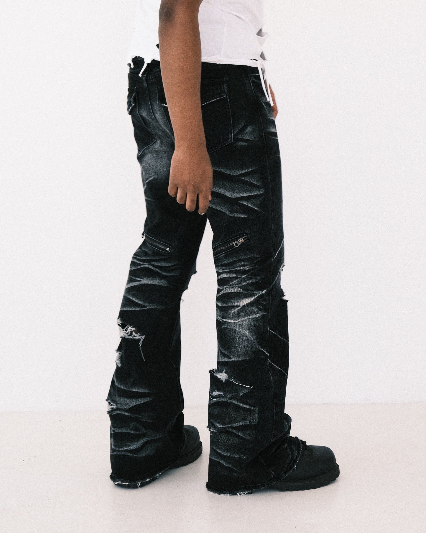 SHADOW DENIM JEANS