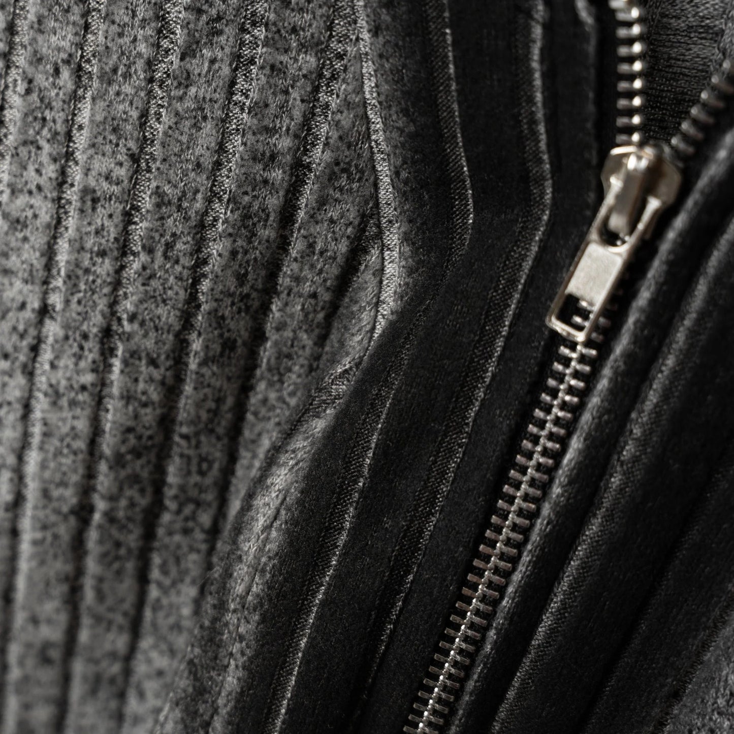 SPRAY CARDIGAN