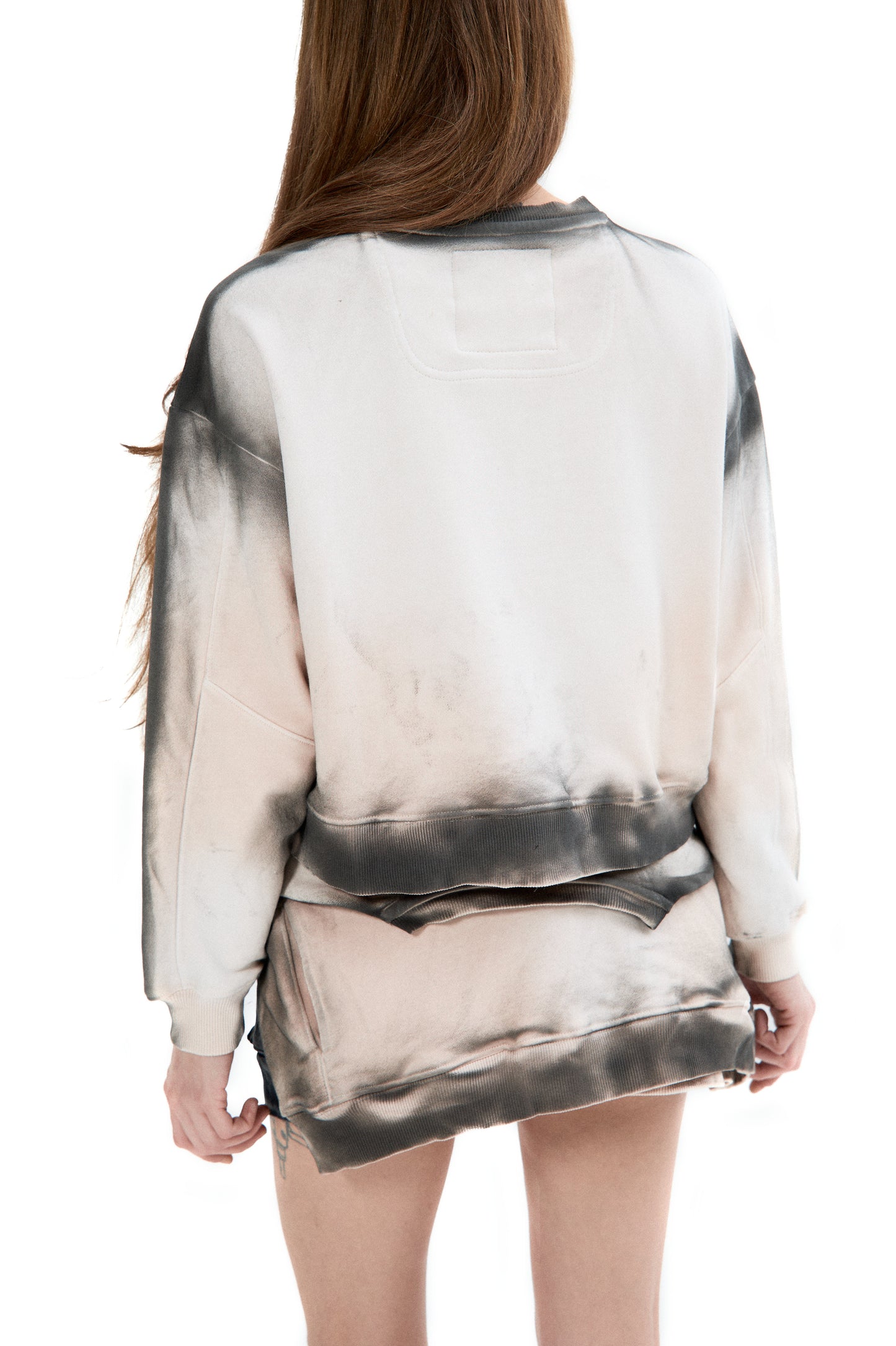 BOXY SWEATSHIRT