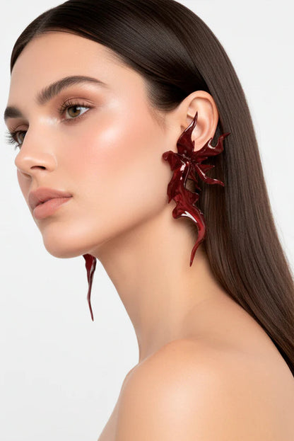 SCUPTURAL FLOWER EARRING
